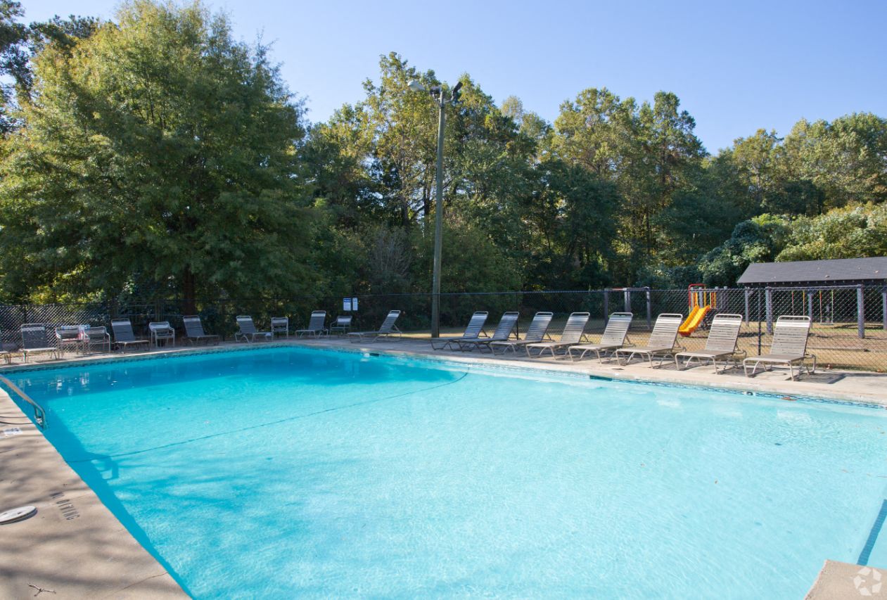 Woodland Falls By ARIUM Apartments, 170 Smyrna Powder Springs Rd SE